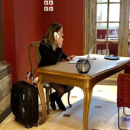 Mercure Centre Place Bretagne Hotel