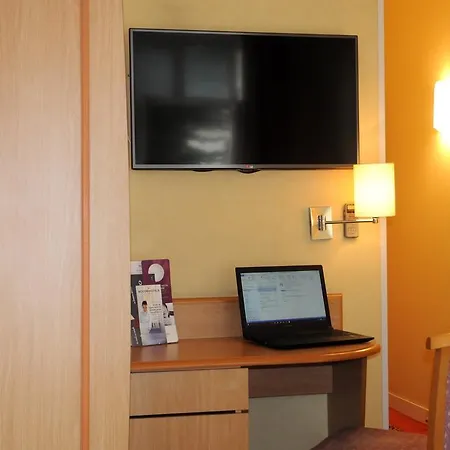 Mercure Centre Place Bretagne Hotel 4*