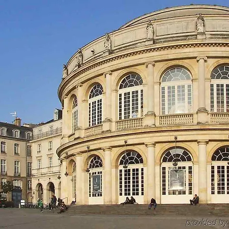 Mercure Centre Place Bretagne Hotel 4*