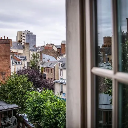 Hotel Mercure Centre Place Bretagne 4*
